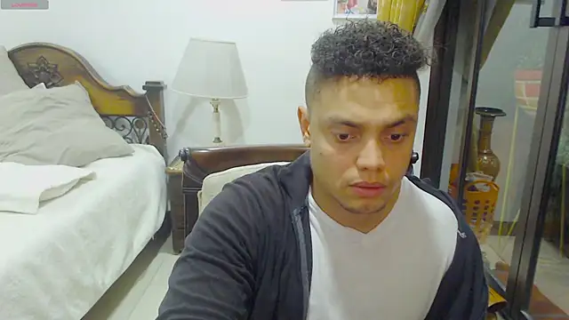 Snapshot of Booy_Hott chatting on February 2025 12:03:01 AM Booy Hott online show from February 2025 12:03:01 AM