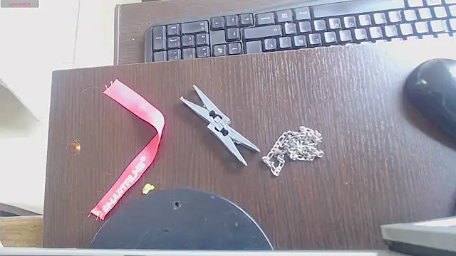 Snapshot of Booy_Hott chatting on February 2025 05:25:02 PM Booy Hott online show from February 2025 05:25:02 PM