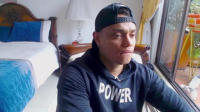 Snapshot of Booy_Hott chatting on November 2025 08:53:02 PM Booy Hott online show from November 2025 08:53:02 PM