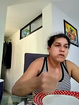 Snapshot of siri_duque chatting on March 2025 03:39:02 PM siri duque online show from March 2025 03:39:02 PM