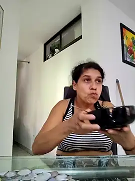 Snapshot of siri_duque chatting on March 2025 07:27:02 PM siri duque online show from March 2025 07:27:02 PM