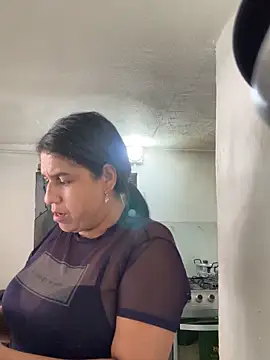 Snapshot of siri_duque chatting on November 2025 03:44:02 PM siri duque online show from November 2025 03:44:02 PM