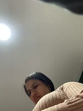 siri duque online show from December 2025 03:11:02 AM