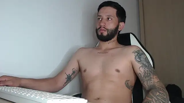 maxXximo777 online show from March 2025 12:59:01 AM