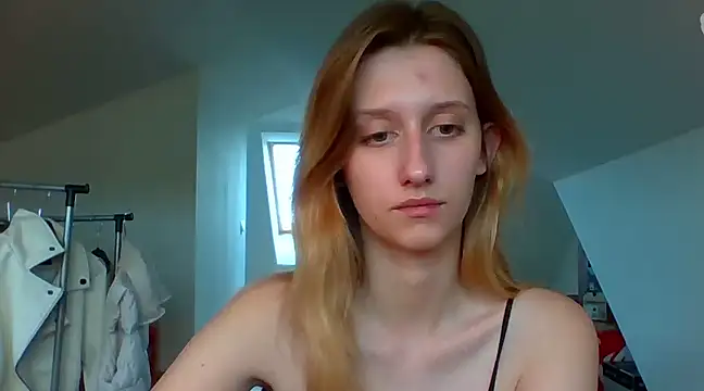 LUNA delight online show from December 2024 10:46:02 AM