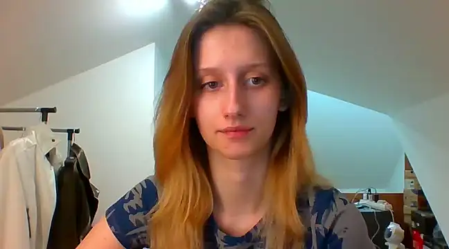 LUNA delight online show from February 2025 06:19:02 PM