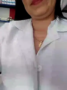 Megan jennerr online show from February 2025 05:26:02 PM