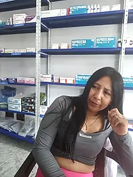 Megan jennerr online show from October 2025 03:18:01 PM