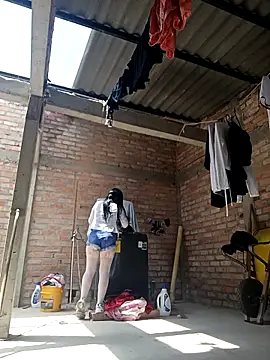 Megan jennerr online show from October 2025 03:44:01 PM