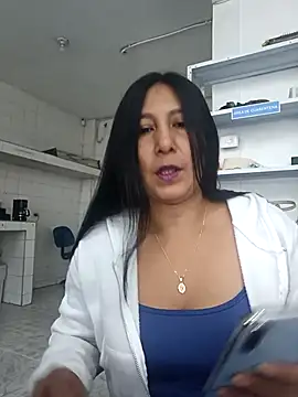 Megan jennerr online show from November 2025 07:15:01 PM