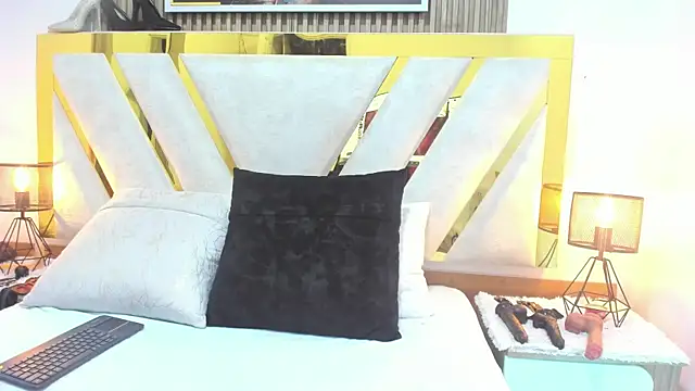 Slut Milf  online show from November 2025 09:17:02 AM