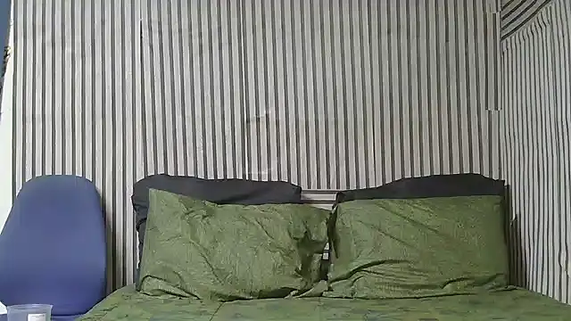 Snapshot of indiansuga chatting on December 2025 08:09:01 AM indiansuga online show from December 2025 08:09:01 AM