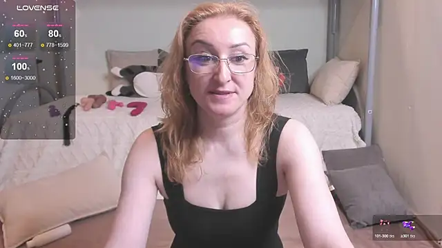 Snapshot of MadissonKiss chatting on April 2026 11:53:01 PM MadissonKiss online show from April 2026 11:53:01 PM