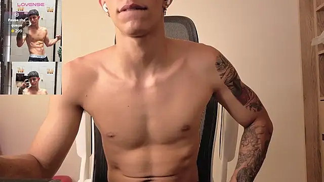 Cristopher23  online show from September 2025 04:12:02 PM