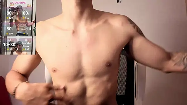 Cristopher23  online show from October 2025 11:47:02 AM