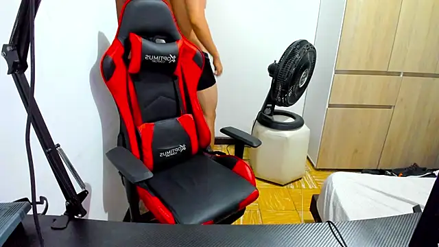 Calihotcaliente277 online show from January 2025 10:19:01 AM