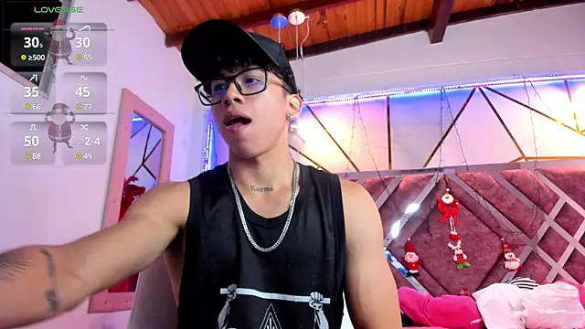 AkazaBoy  online show from December 2024 04:19:02 AM