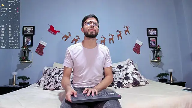 Snapshot of ETHAN_ADAM chatting on December 2024 01:58:02 AM ETHAN ADAM online show from December 2024 01:58:02 AM