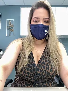 famous indian girl online show from October 2025 05:32:02 PM