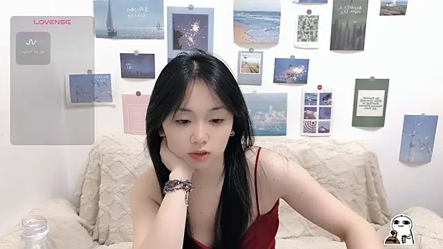 Snapshot of LiLiYbaby chatting on October 2025 06:12:02 AM LiLiYbaby online show from October 2025 06:12:02 AM