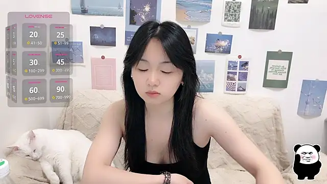Snapshot of LiLiYbaby chatting on October 2025 06:26:02 AM LiLiYbaby online show from October 2025 06:26:02 AM