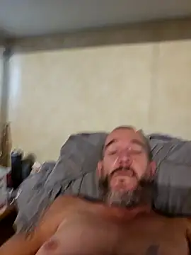 Snapshot of Fukme1970 chatting on December 2025 08:28:02 PM Fukme1970 online show from December 2025 08:28:02 PM