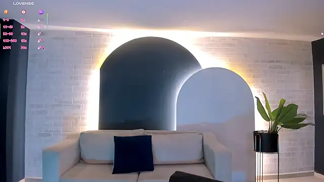 TaraLawrence online show from February 2026 04:27:01 AM