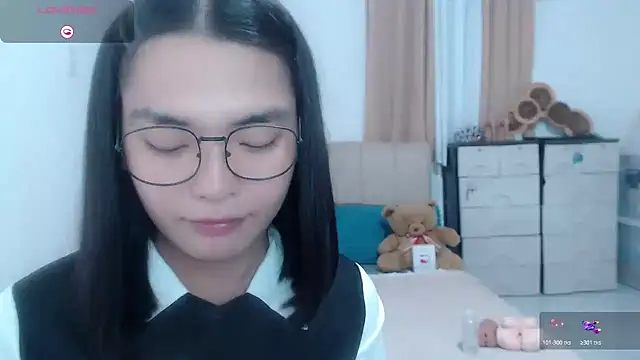 zhaviahale21 online show from August 2026 03:05:01 PM