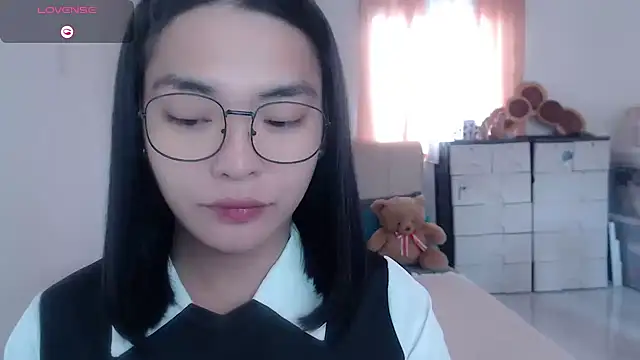 zhaviahale21 online show from August 2026 04:37:01 AM