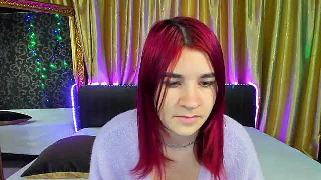 Snapshot of _Polly_Love_ chatting on December 2024 07:06:02 AM Polly Love online show from December 2024 07:06:02 AM