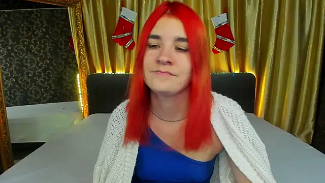 Snapshot of _Polly_Love_ chatting on December 2024 01:12:02 PM Polly Love online show from December 2024 01:12:02 PM