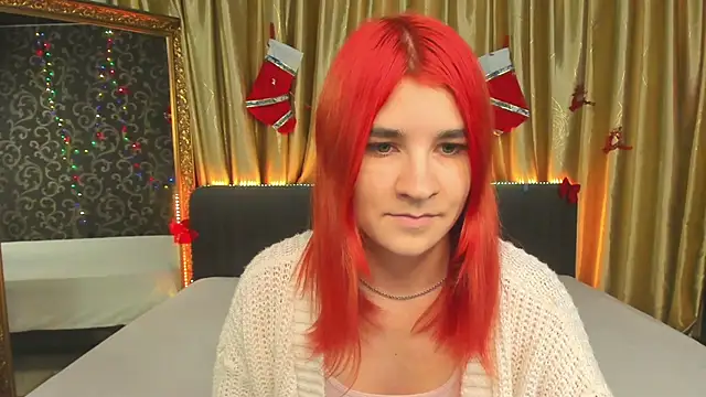 Snapshot of _Polly_Love_ chatting on December 2024 01:18:01 PM Polly Love online show from December 2024 01:18:01 PM