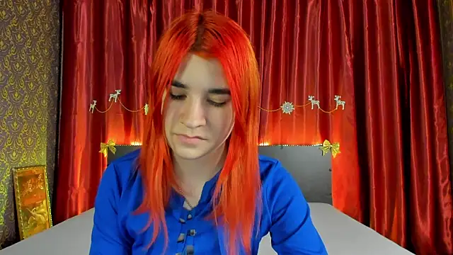 Snapshot of _Polly_Love_ chatting on December 2024 04:51:01 PM Polly Love online show from December 2024 04:51:01 PM