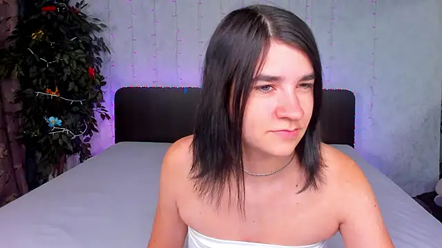 Snapshot of _Polly_Love_ chatting on September 2025 06:04:02 AM Polly Love online show from September 2025 06:04:02 AM