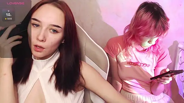 Robin yourss online show from December 2025 12:33:02 PM