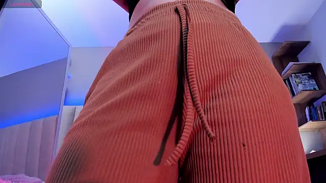 Megan mooree  online show from February 2025 12:11:01 PM