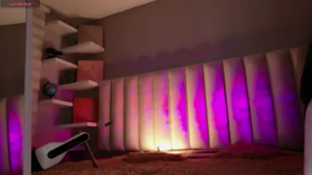 Megan mooree  online show from January 2026 12:10:02 PM