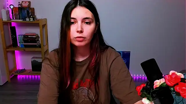 Snapshot of peaachybabe__ chatting on September 2025 05:07:01 PM peaachybabe online show from September 2025 05:07:01 PM