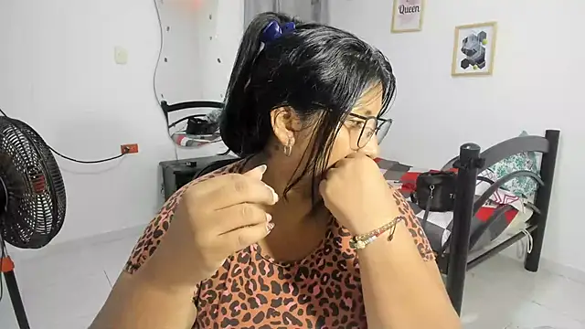 nikol sexy39 online show from November 2025 11:05:01 PM