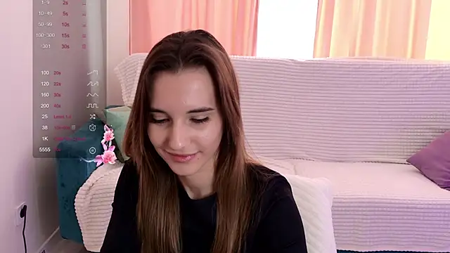 Snapshot of Alice_Weiss chatting on February 2025 08:11:02 AM Alice Weiss online show from February 2025 08:11:02 AM