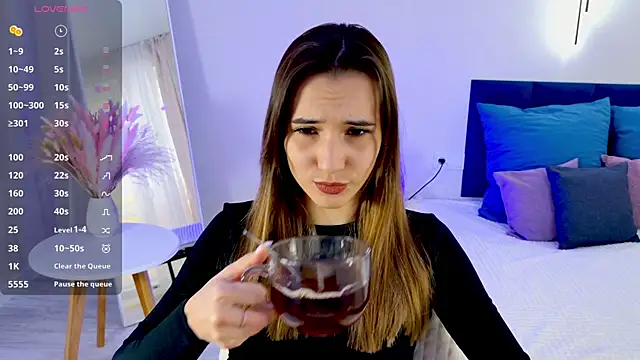 Snapshot of Alice_Weiss chatting on March 2025 05:21:02 AM Alice Weiss online show from March 2025 05:21:02 AM
