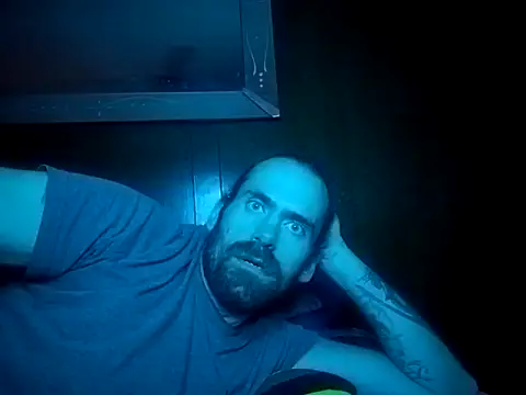 RobStrokes215 online show from December 2024 06:44:01 AM