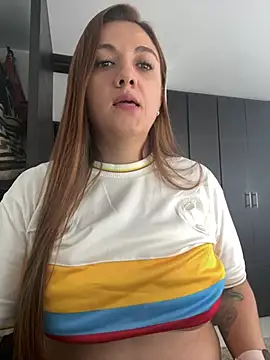 Snapshot of Shianrose chatting on March 2025 05:15:02 PM Shianrose online show from March 2025 05:15:02 PM