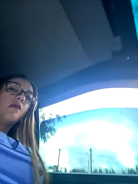 Snapshot of Shianrose chatting on October 2025 10:28:02 PM Shianrose online show from October 2025 10:28:02 PM