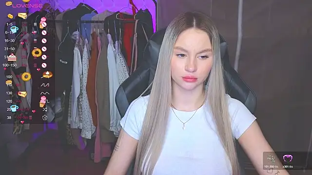 doll barbieee online show from November 2025 12:35:02 AM