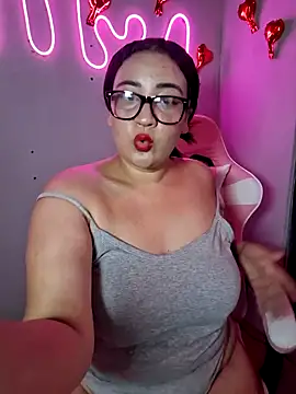 Snapshot of alexxaa96 chatting on January 2025 04:34:02 PM alexxaa96 online show from January 2025 04:34:02 PM
