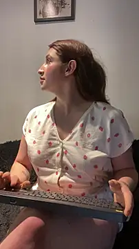 kamel-ayesha online show from November 2025 08:32:01 PM