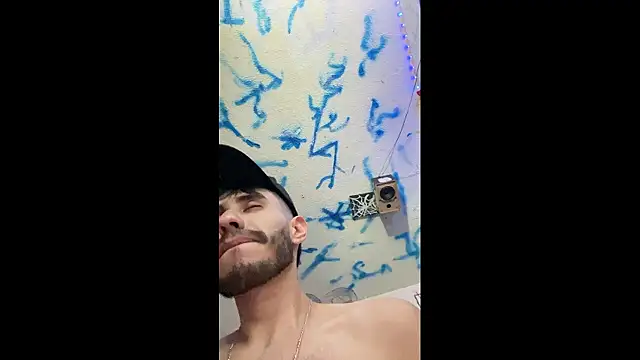 Snapshot of Elvergalarga66622 chatting on February 2026 01:25:01 PM Elvergalarga66622 online show from February 2026 01:25:01 PM