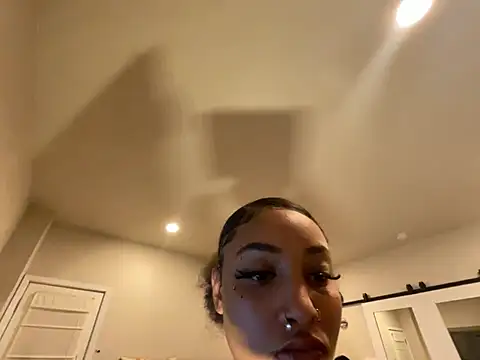 Snapshot of GoddessNih chatting on January 2025 04:02:01 AM GoddessNih online show from January 2025 04:02:01 AM