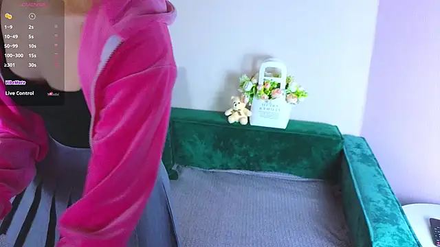 Snapshot of jenny_bunny_ chatting on February 2025 05:33:01 AM jenny bunny online show from February 2025 05:33:01 AM